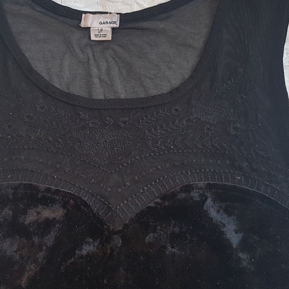 Garage embroidered mesh velvet crop top - Picture 6 of 10